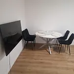 Sia *